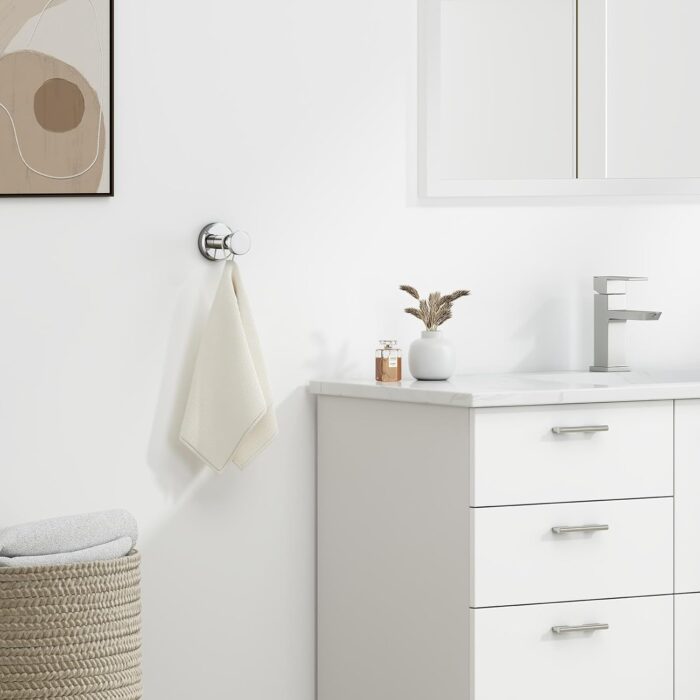 Single Robe_Towel Hook -Polished Chrome 02